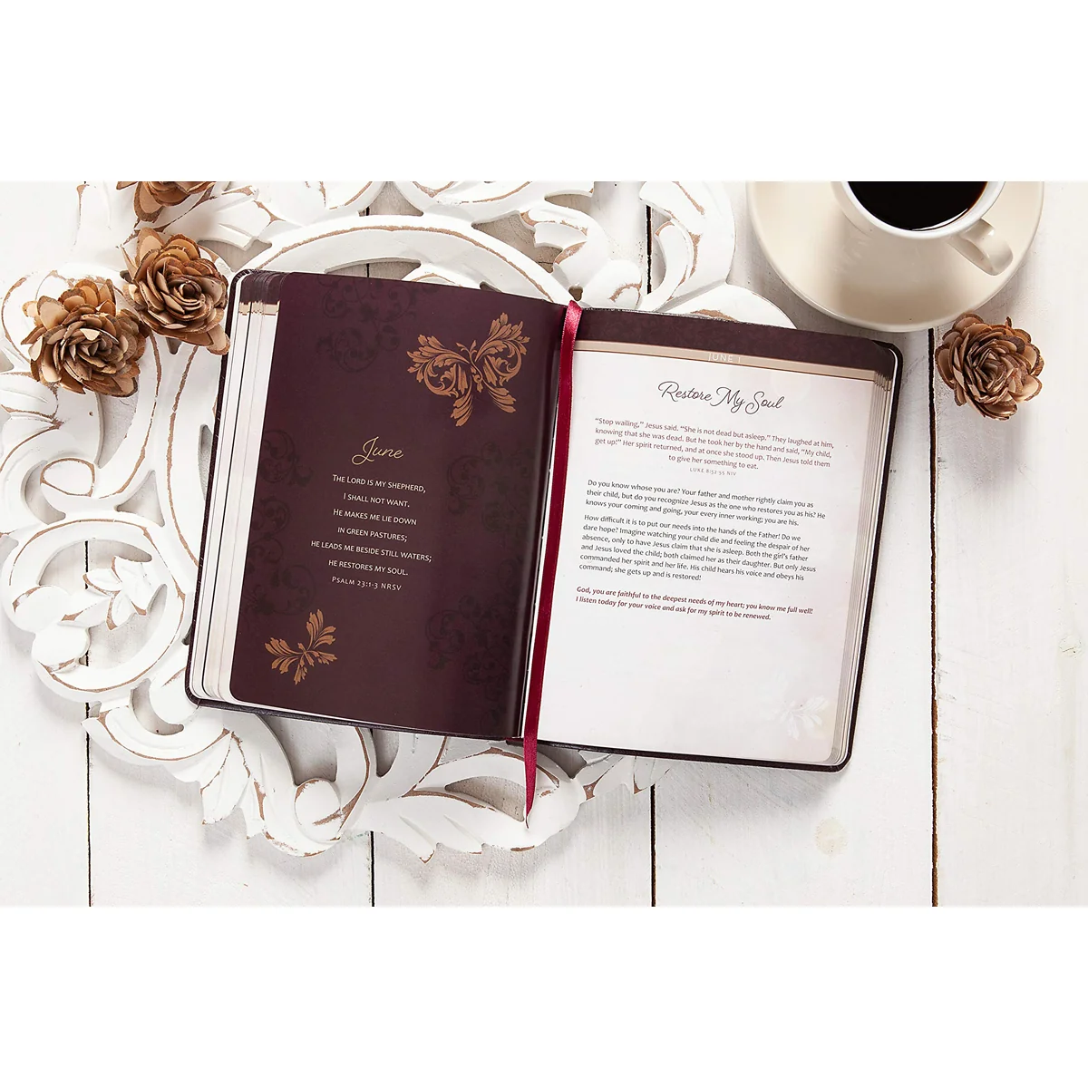 Be Still And Know: 365 Daily Devotions Brown (Imitation Leather) - Image 3