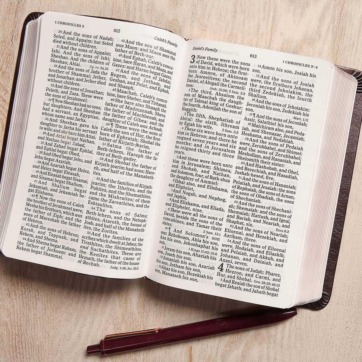 KJV Compact Reference Bible Large Print Celtic Cross Brown (Imitation Leather) - Image 4