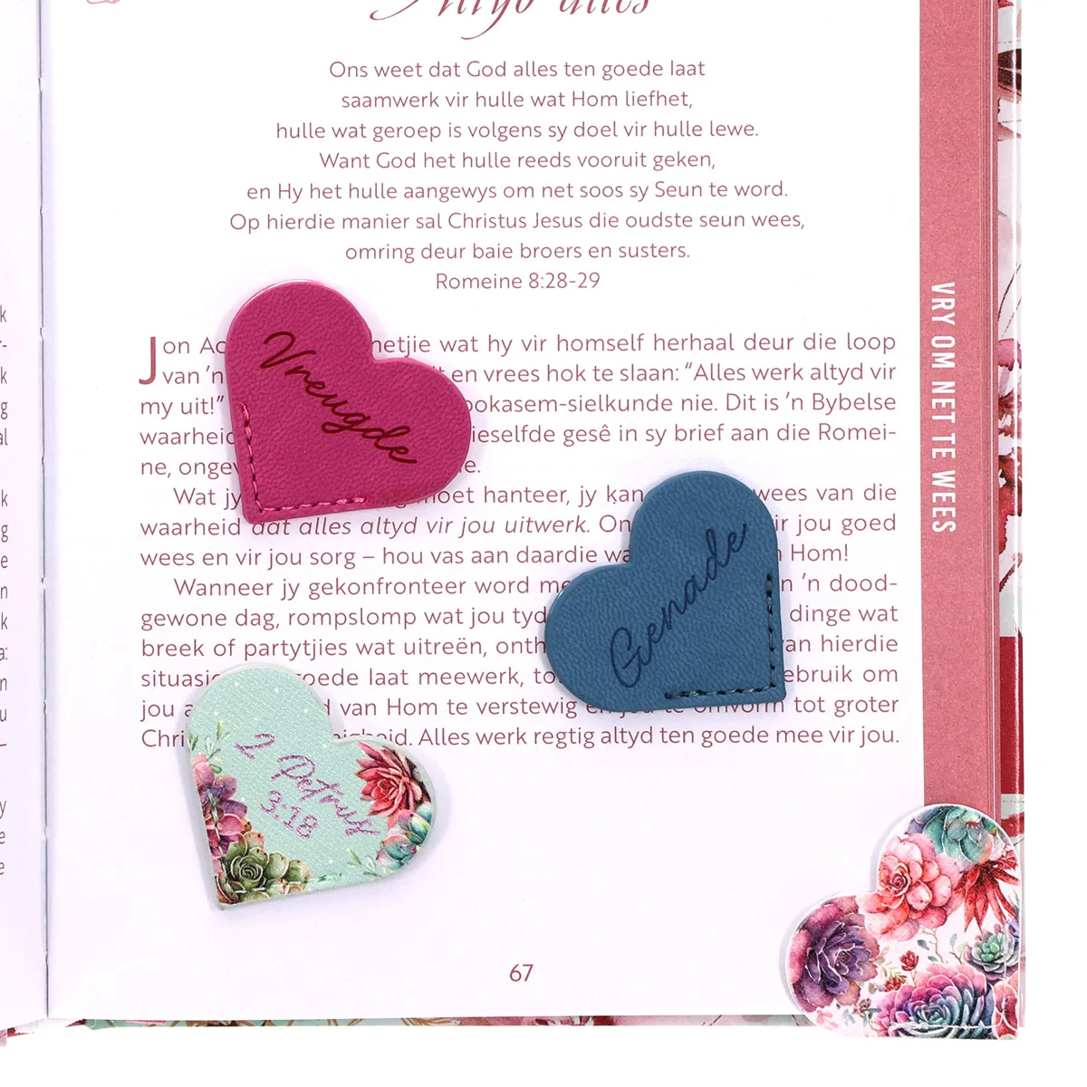 Vreugde en Genade Afrikaans Four-Piece Faux Leather Heart Corner Bookmark Set - Image 3